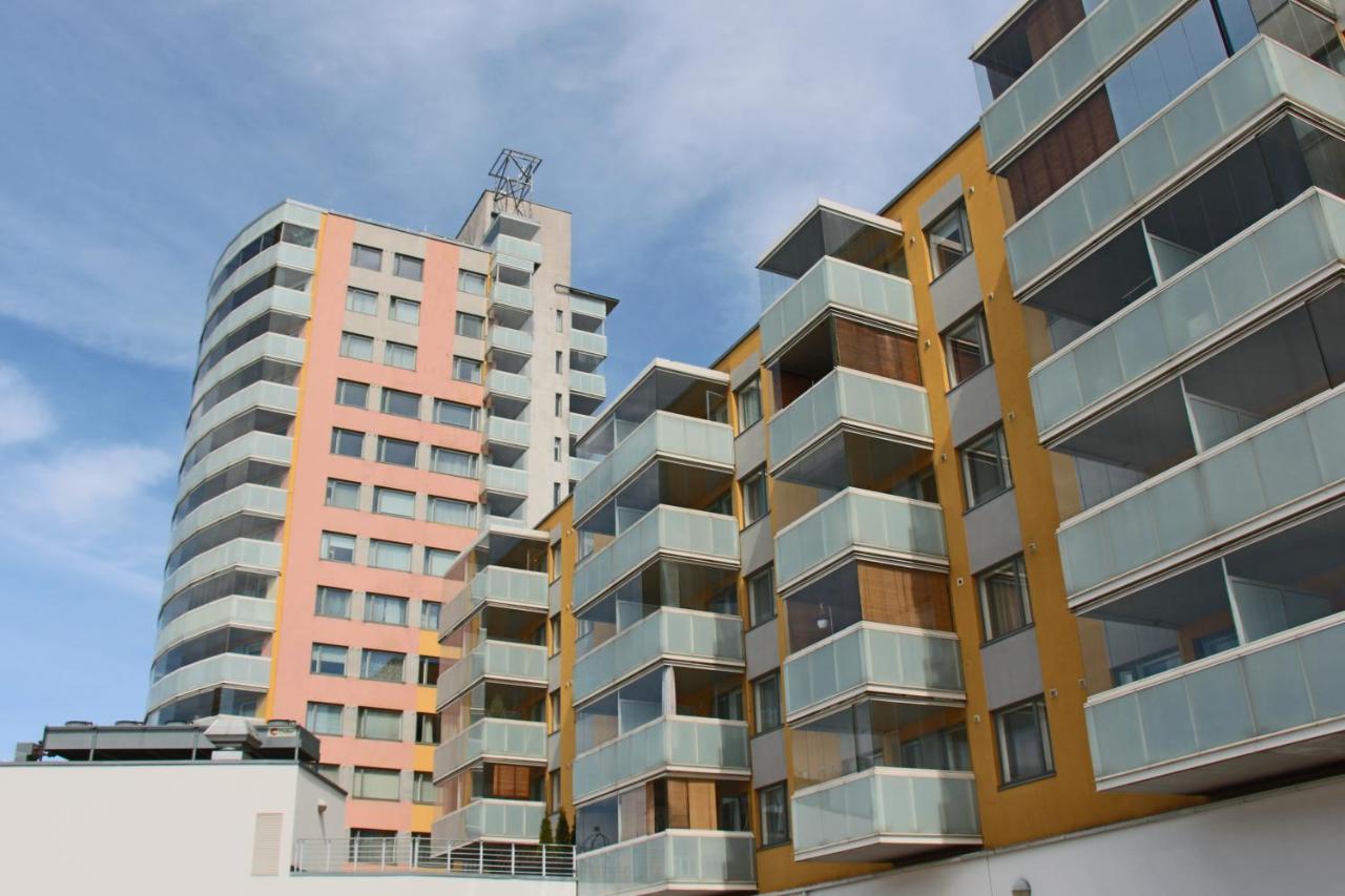 New Modern 4-Room Apartment With Big Balcony And Undeground Parking In Center Of Reval Exterior foto
